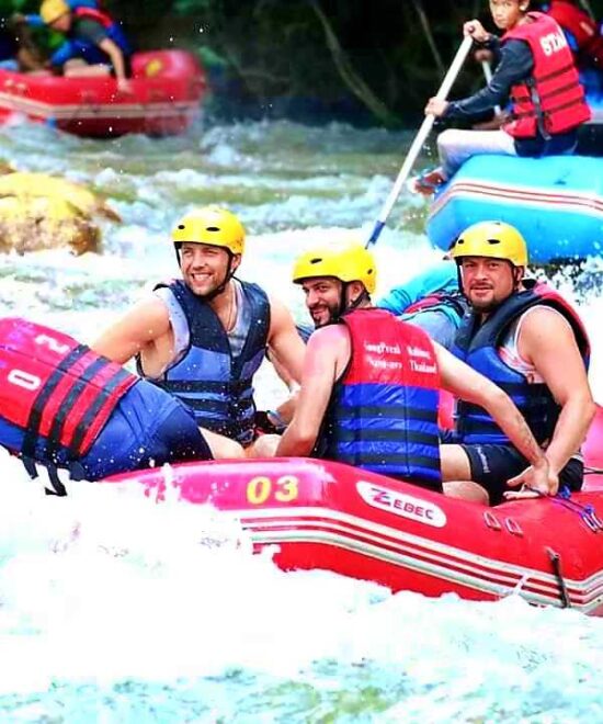 White Water Rafting 7 Km.